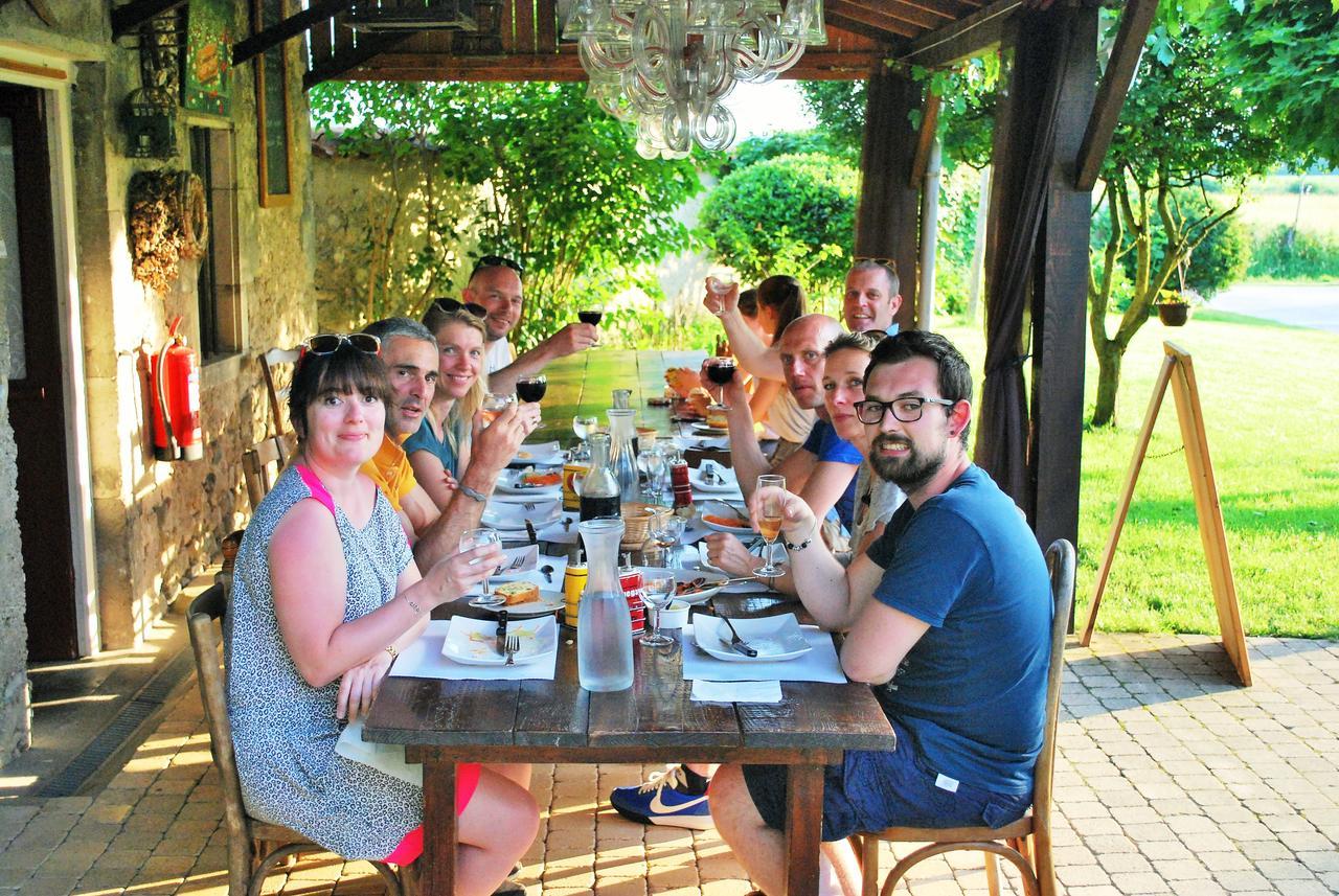 Saint-Germain-de-Salles Domaine Les Gandins B&B 외부 사진
