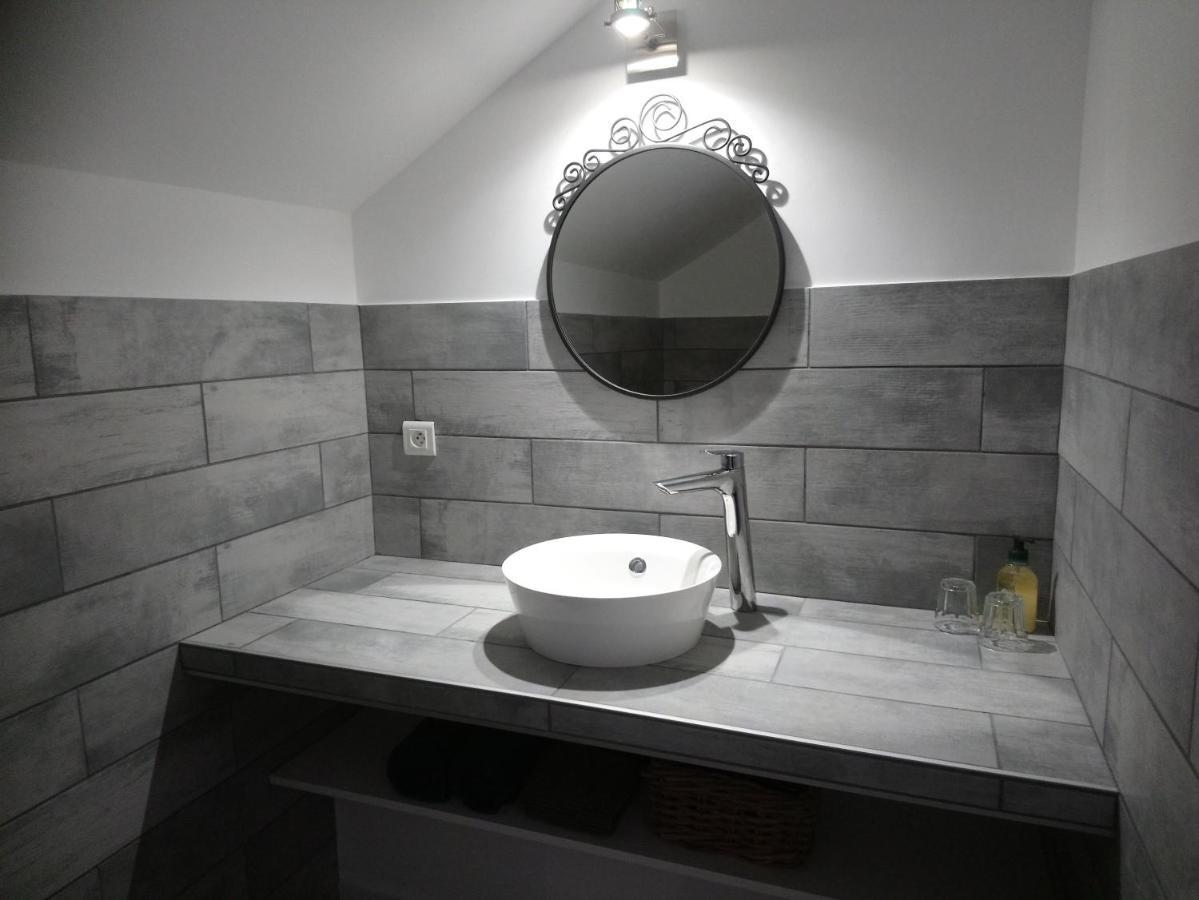 Saint-Germain-de-Salles Domaine Les Gandins B&B 외부 사진